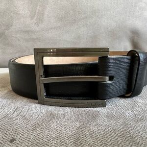 TUMI Black Textured Leather Belt